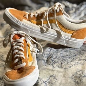 Vans Old Skool – Burnt Orange & Cream Suede/Canvas – Men’s 8 / Women’s 9.5